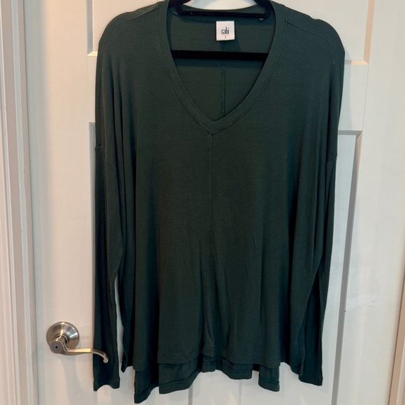 cabi Chill Tee, #3416, S, EUC, Hunter Green, Long Sleeve - Picture 3 of 9